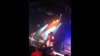 Luke James Performs 'Oh God' in NYC