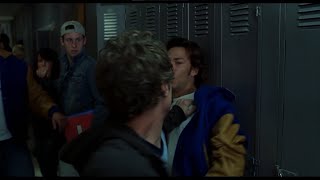 A history of violence - Smashing the bully