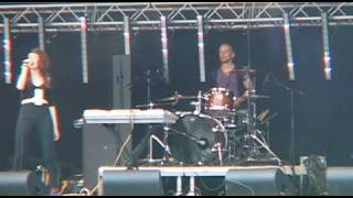 Waterpop 2010 - Joana and the Wolf - LIVE - Entertainer