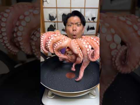 Delicious Octopus Ramen 【Mukbang/Eating Sounds】