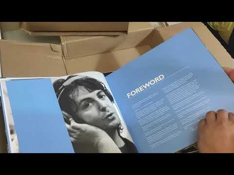 Unboxing Abbey Road 50th Anniversary Deluxe CD and Vinyl Edition