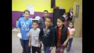 Kids Adelante kids singing -One Direction What Makes You Beautiful