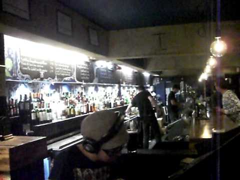 DJ KAMATAN@Big chill bar with Mixmaster Morris in London 2011.4.6 part2.AVI