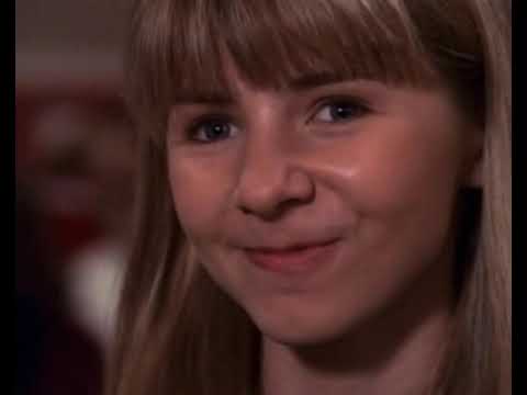 7th Heaven || Season 2: Episode 13 - Stuck in the Middle with You (Part 1)