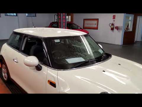 MINI Cooper Cooper D - Image 2