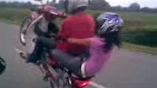 Download lagu andai ku malaikat kupotong sayap ku mp3