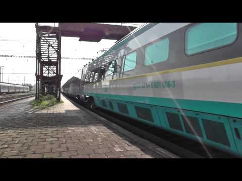 ČD 680.006 - Průjezd vlaku SC 509 Pendolino - Hranice na Moravě, 12.4.2014