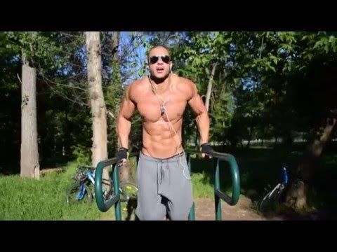 Kinan Hassino - Outdoor Workout