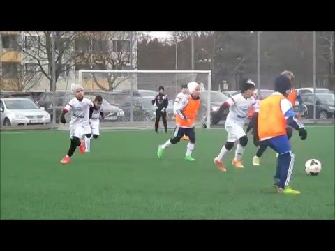 Stocksund P07 i 2016  Matrix Cup lätt. Totalt sex matcher under två dagar.