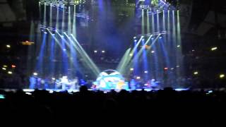 Garth Brooks with Trisha Yearwood World Tour Chicago 11 The Thunder Rolls