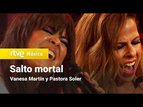 Vanesa Martín y Pastora Soler - Salto Mortal (actuación Especial Navidad 2020)