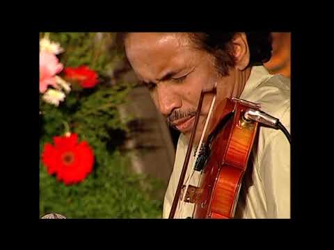 Sarasijanabha (varnam) with alapana in Kambhoji | Dr L Subramaniam