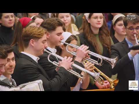 DUMNEZEUL MEU NU E DIN LEMN = Așteptăm ceruri noi - COLAJ Tinerii Bisericii Betania - CORUL REUNIT