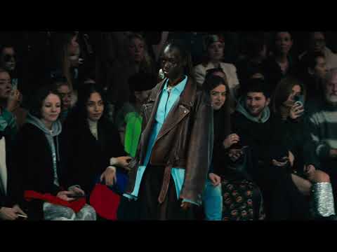 HOLZWEILER AW23 - Deep Sea Runway Show