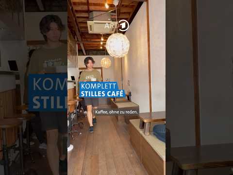 Video Thumbnail: DARUM spricht in diesem Café niemand! 😉🍵| kugelzwei WDR #shorts
