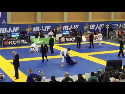 Franciotti Andrea European jiu jitsu 2015 eight-final brown master2 middle
