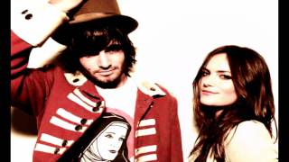 Angus and Julia Stone - Big Jet Plane (HD)