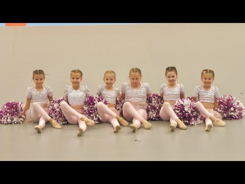 Majorettes *Creato Černilov* / POM mini / Hradec Kralove 2025 |