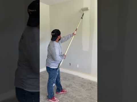 Tips on How to Roll Paint on Interior Walls