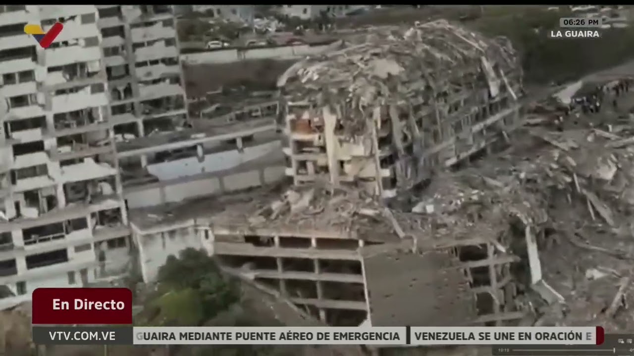 FUERTE: Edificios destruidos o afectados en La Guaira por los terremotos de ayer (tomas aéreas)