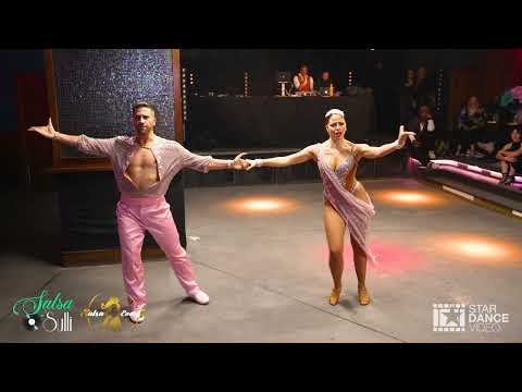 Antonio Berardi & Jasmina Berardi ~ showtime @🗼 LATIN SOCIAL DANCE 🗼