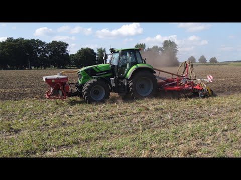 Ein Trecker, ein Feld, 4 Stunden / Zwischenfrüchte aussäen