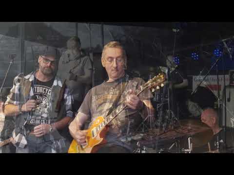 Baker's Breeze - Whiskey Rock A  Roller