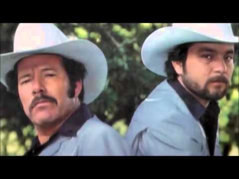 (Los Invasores De Nuevo Leon) Aguanta Corazon - Tv Y Novelas 10