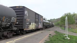 preview picture of video '[HD] Unknown Eastbound CSX Train at Amsterdam, NY'