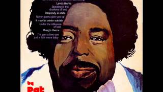 Barry White par Pat Jefferson - 04 - Standing In The Shadow Of Love (Les Tréteaux LP 6357-04)