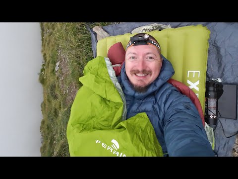 Am Dormit Pe Vârful Negoiu(2535m) Singur Fǎrǎ Cort