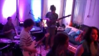 AKWA - Sphynx Gate, The World It Softly Lulls (Hiatus Kaiyote cover)