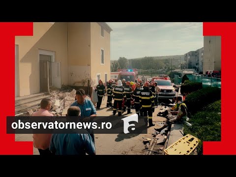 ANIMATIE. Cum s-a prăbuşit tavanul căminului cultural din Apahida peste cei 4 muncitori