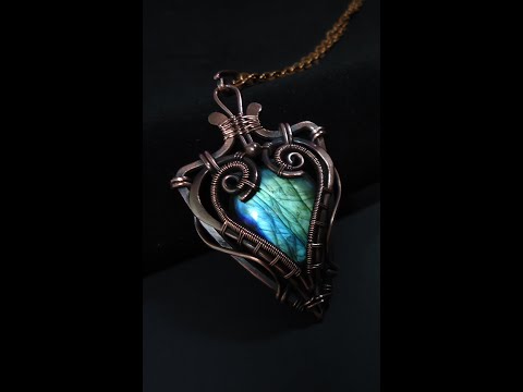 You can make it too. Learn how to make a pendant with a teardrop cabochon.