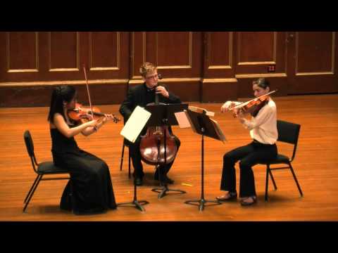 Schoenberg String Trio: Natsuki Kumagai, Hannah Nicholas, Alexander Hersh