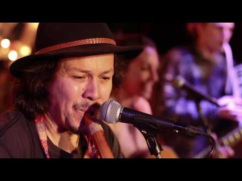 AnnaLu & Shavez Live @ Märchenbazar München (Team Wannda Circus) 16.12.2016