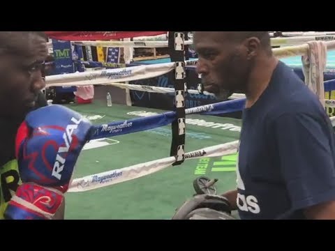 TMT'S Andrew Tabiti working defense with Roger Mayweather | Tabiti vs Kayode 5/11/18