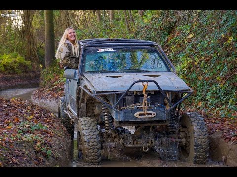 Sclayn 4x4  - v8 power, crazy people and some mud!