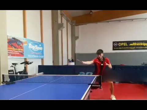 Butterfly Training Tips with Oscar Birriel - Forehand to Backhand Loop Transition
