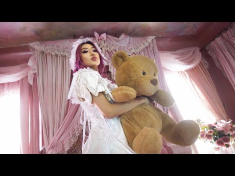 CAM GIRL – Toxic (Official Music Video)