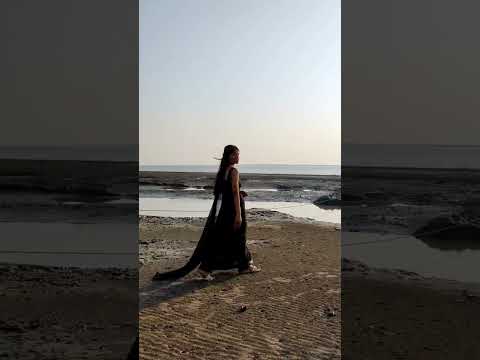 Six yard of draped elegance. #saree#beach#khudajaane#shorts#vediography#love #music