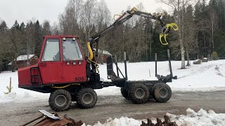 شاحنة نقل جذوع الأشجار المقطوعة Finn Trac 3000 S | صورة 4 - Agroline