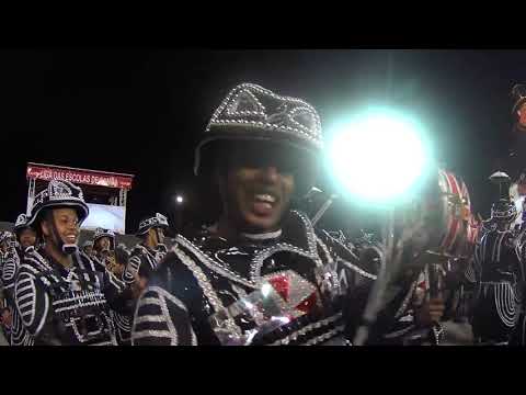 Largada do desfile oficial Independente Tricolor 2018