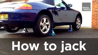 How To Jack / Lift A Car Correctly (Step By Step Guide)
