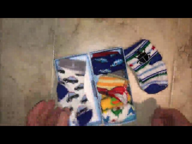 Vídeo relacionado con Vicloon Calcetines de Bebé,5 Pares Calcetines Antideslizantes de Algodón para Bebé,calcetines de dibujos animados con agarre para Bebés, Niños y Niñas(3-5 Años)