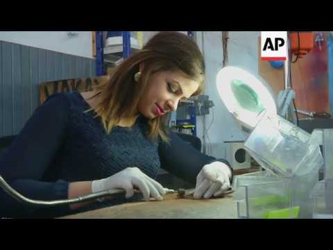 Start-up exports wooden frames across the world