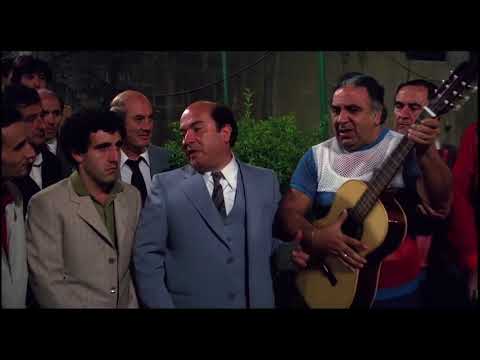 [Paolo Villaggio] Fracchia la belva umana! Benvenuti a sti frocioni!