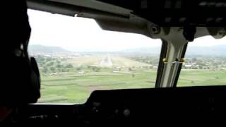 preview picture of video 'Landing RWY 14, Cochabamba, Bolivia | BAE-146'