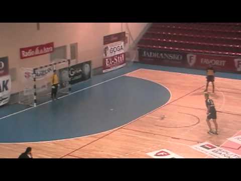 REGIONAL EXPRESS : MOJA ULICA MOJA EKIPA 11.12.2011