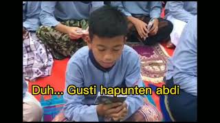 Download lagu Astaghfirullah Robbal Baroya (plus lirik versi sunda) mp3 Download lagu Astaghfirullah Robbal Baroya (plus lirik versi sunda) mp3